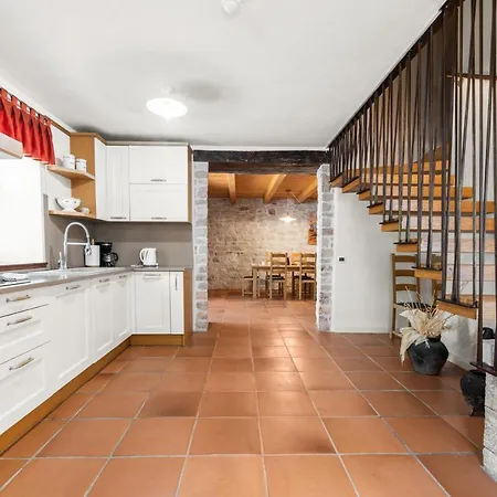 别墅 Pilato Vižinada