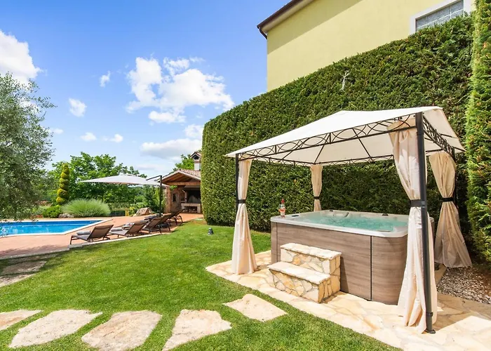 Pilato Vila Vizinada