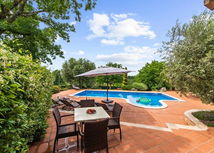 Pilato Vila Vizinada