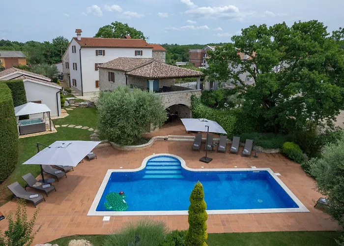 Vila Pilato Vizinada