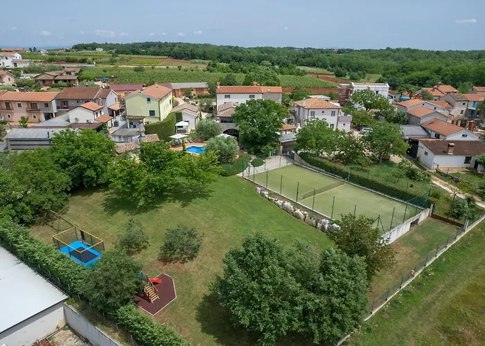 Pilato Vila Vizinada